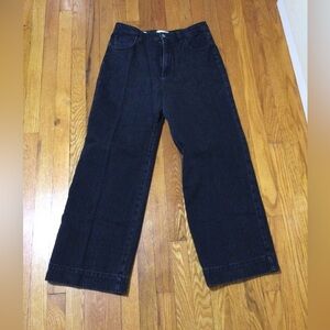 Universal Thread Black Woman’s High Rise Wide Leg Jeans. Gently Worn.
